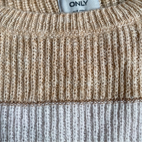 🍂 ONLY IVORY TAN METALLIC STRIPE CHUNKY KNIT SWEATER! - Picture 8 of 16